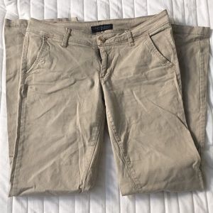 Aeropostale Women’s Khaki Classic Twill Pant
